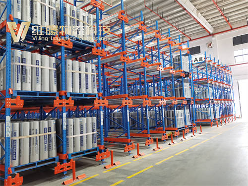 什么是托盤穿梭式倉庫,它有哪些優(yōu)缺點(diǎn)?