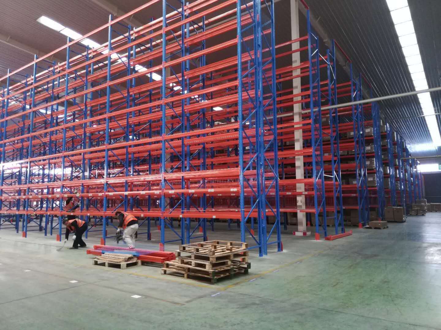 重型貨架:現代倉儲的鋼鐵支柱