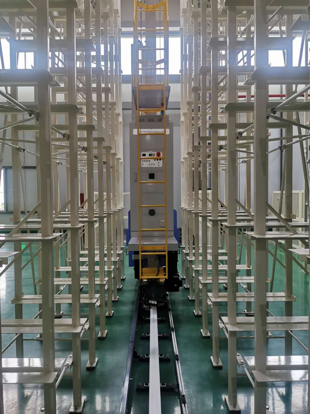 傳統(tǒng)的普通倉庫引入堆垛機，可行嗎？