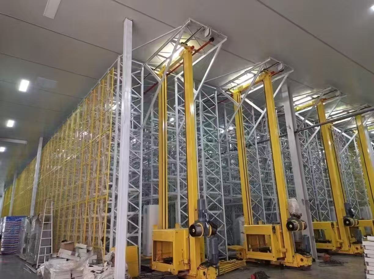 堆垛自動化立體倉庫的高層貨架是如何取貨的?